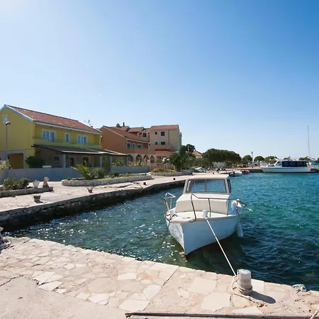 Sibenik With Sea View Xi 公寓